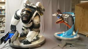 Créations textiles pour figurines Overwatch.